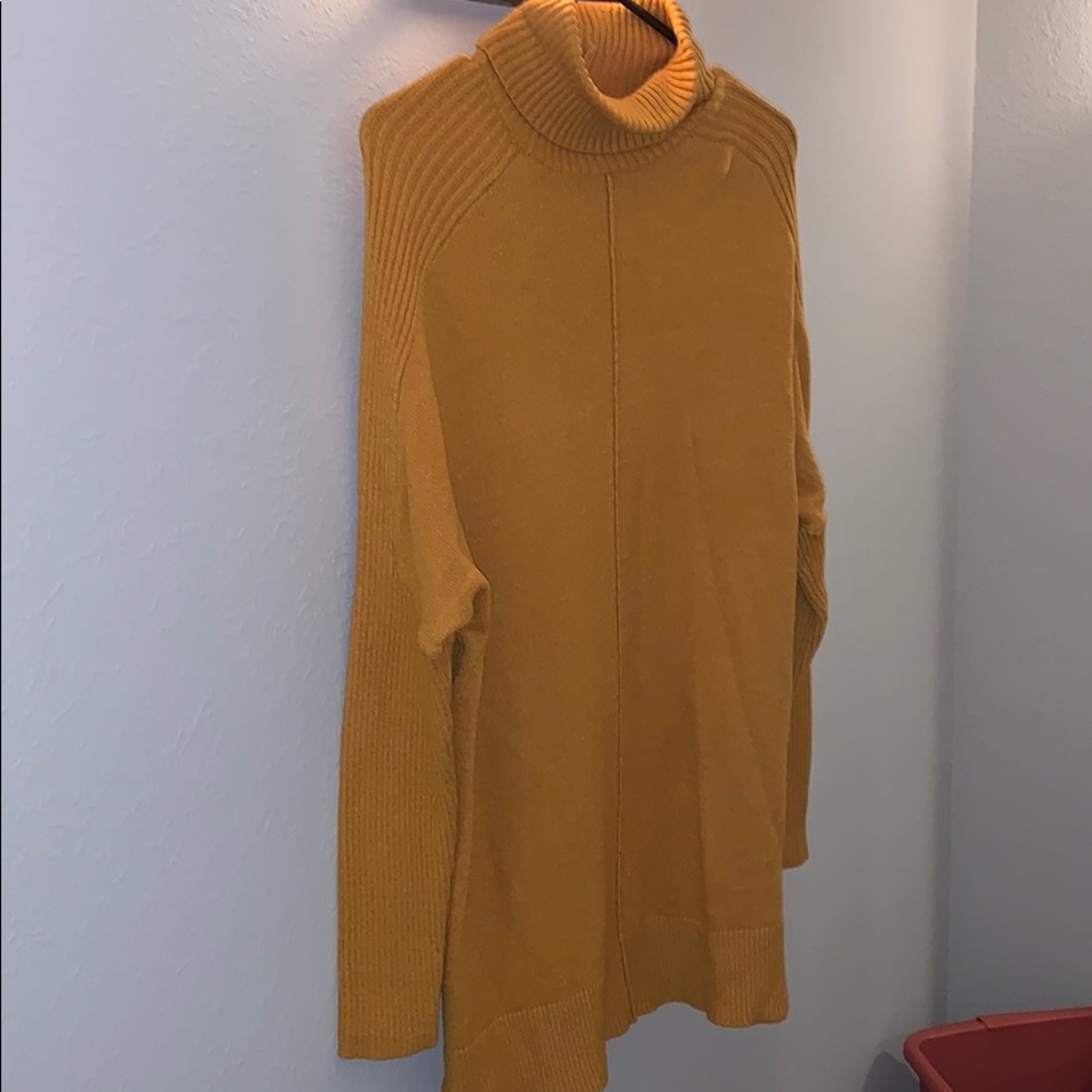 Oversized turtle neck sweater